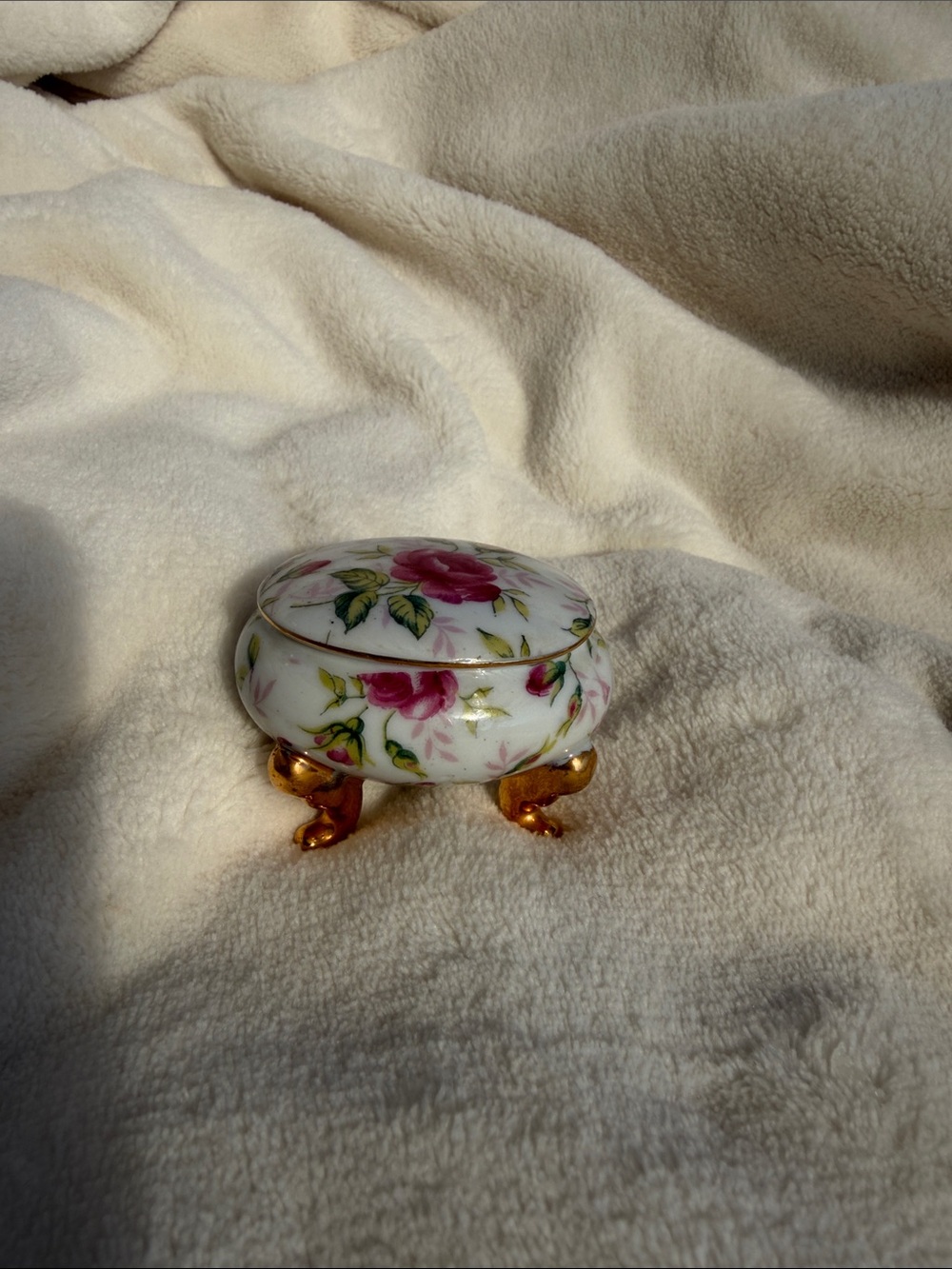 Lefton rose chintz three footed trinket box